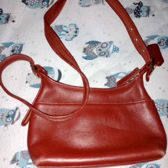 Coach Handbags - 2001 Coach Legacy shoulder bag